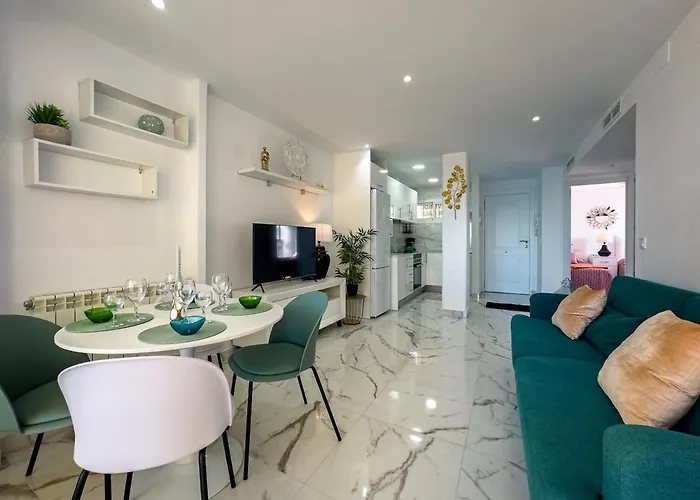 Neptuno 508 2 Bedrooms Sea Views شقة *