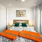 Neptuno 508 2 Bedrooms Sea Views Marbella